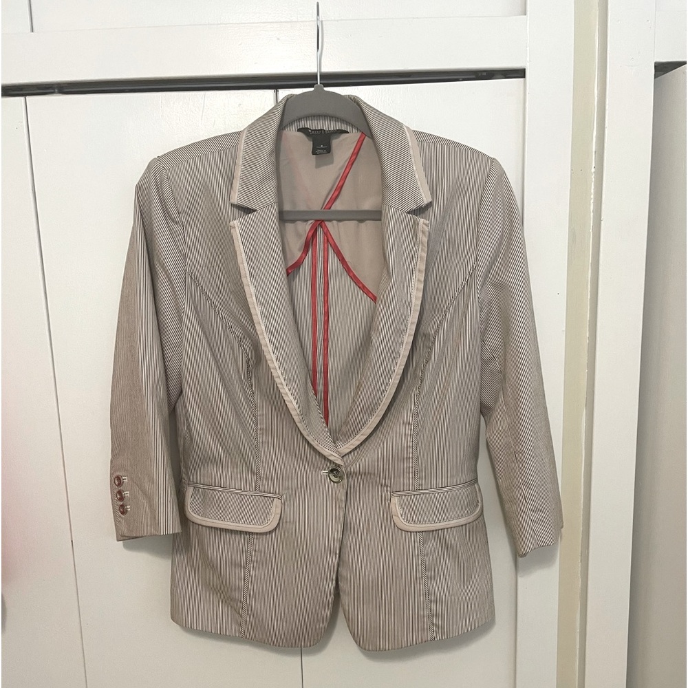 Summer jacket. Great w white pants.